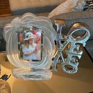 Mikasa crystal love knot frame hold a 5 x 7 photo